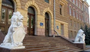 Обшуки у справі про хабарництво проводять у Чернівецькій ОДА