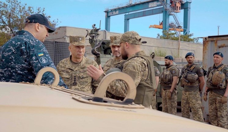Присутність російського флоту в Чорному морі практично нівельована, - Сирський