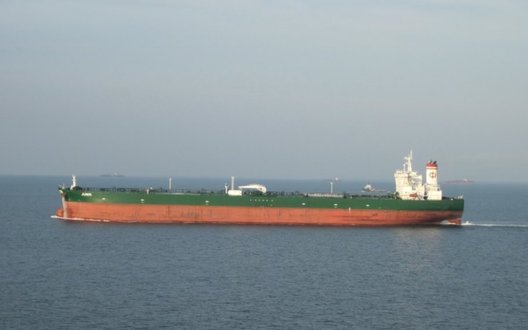 Танкер із саудівською нафтою пройшов Ормузьку протоку й прямує до Пакистану, - Bloomberg