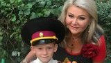 Волонтерка Лазебник просить допомогти зібрати до школи сина загиблого воїна ЗСУ Артема Кирилюка