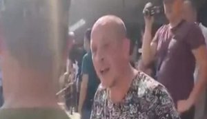"Что ты сделал хорошее?! Просто пошел убивать других за бабло?! Это патриотизм?!" - в Днепре неизвестный мужчина оскорбил украинского военного. ВИДЕО