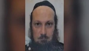 Хасид Йонатан Карлинский будет служить военным врачом в Одессе