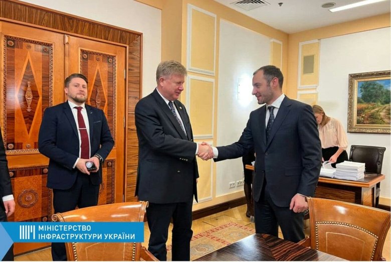 Ольвія стала першим концесійним портом в Україні, – Мінінфраструктури 02