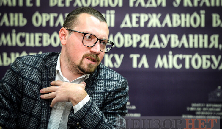 "Слуга народу" Безгін у 2020 році оформив довіреність у Криму на свою тітку "єдинороску" Герасімову. Заявляє, що зараз з нею не спілкується. ДОКУМЕНТ (оновлено)