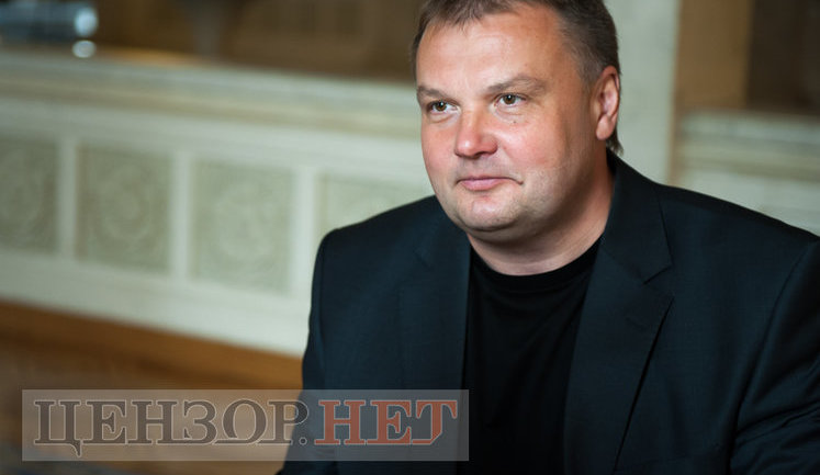 Вадим Денисенко: "Буде багато виступів про те, як помирає сільська медицина, від людей, які ходять у Brioni"