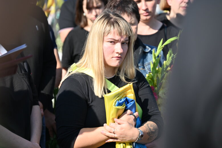 Із загиблим воїном штурмової роти 59-ї бригади Володимиром Іщенком попрощалися у Києві 22