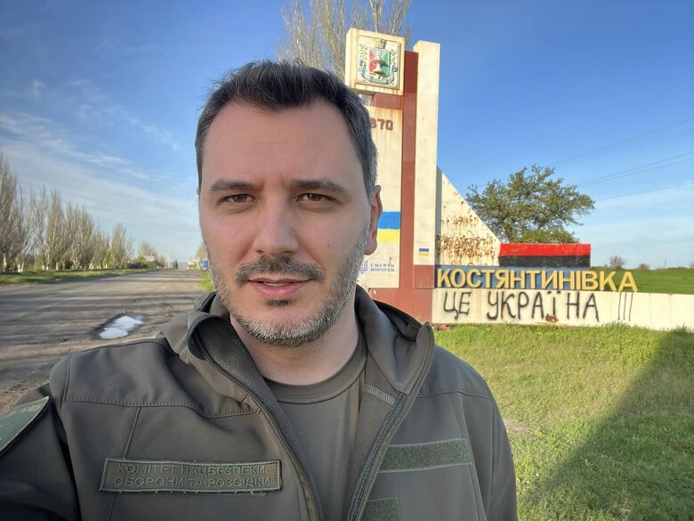 Нардеп Єгор Чернєв про саміт НАТО: Є обережний оптимізм, що ми точно отримаємо більше, ніж політику відкритих дверей 01