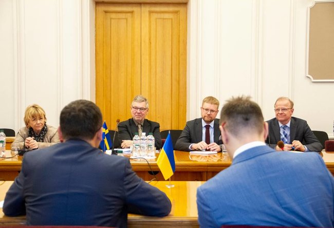Україна та Швеція співпрацюватимуть у протидії безпековим загрозам, - МЗС 02