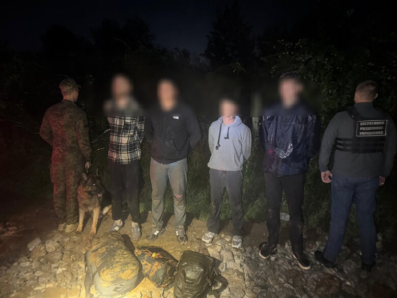 В Закарпатье задержали организатора и трех уклонистов