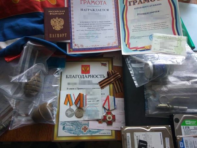 Співробітники СБУ затримали на Херсонщині спільника російських окупантів, який сприяв незаконній анексії Криму 02