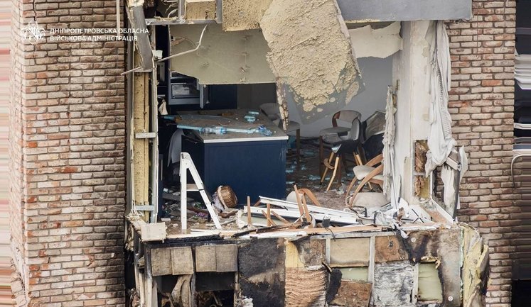 Нічна атака РФ на Дніпро: кількість загиблих зросла до чотирьох - у лікарні помер важко поранений чоловік