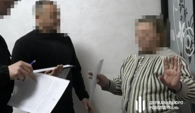 Організувала схему поборів з бійців за уникнення відряджень на фронт: на Рівненщині судитимуть пенсіонерку, - ДБР. ВІДЕО+ФОТО