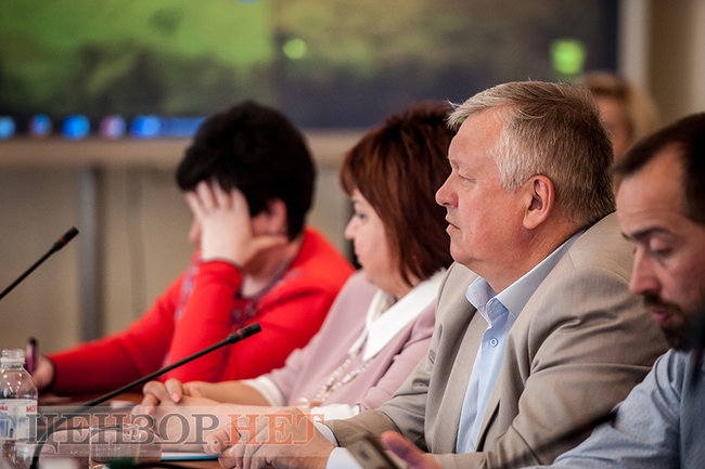 Регламентний комітет не підтримав подання на притягнення до кримінальної відповідальності нардепа Пономарьова 05