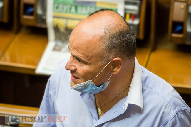 Красиво лягли під міністра))) Молодці. Мішо, припини параноїти: листування Радуцького з Янченко в чаті слуг народу про главу МОЗ Степанова 04