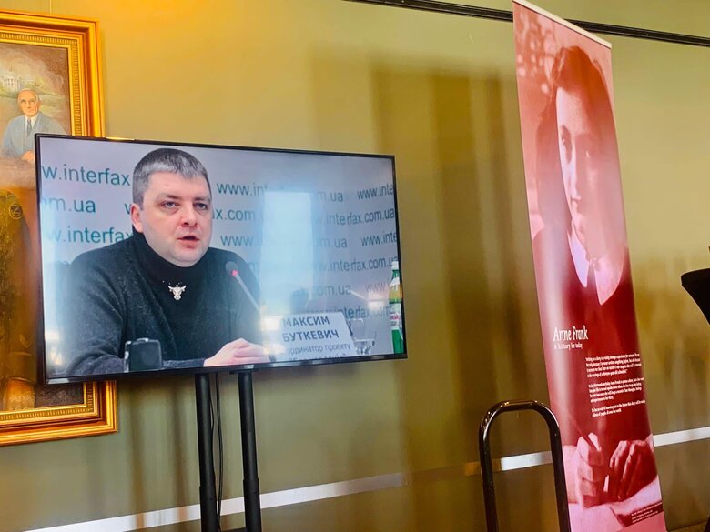 Правозахисник і журналіст Буткевич, який перебуває в полоні РФ, став лауреатом відзнаки імені Анни Франк 01