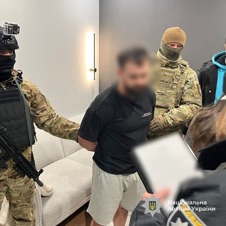 Затримано представника ГО за допомогу в ухиленні від служби