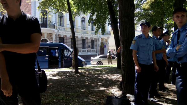 нападение офис на добкина