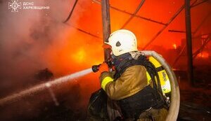У Харкові ворожий безпілотник атакував складські приміщення з харчовими продуктами