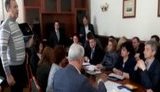 якась нарада