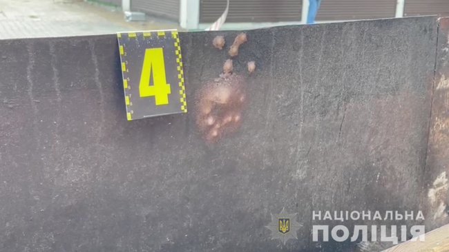 Чоловік застрелив людину в барі Затоки, - Нацполіція 04