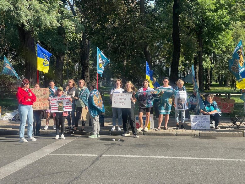 Акція на підтримку військовополонених оборонців Маріуполя