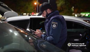 Начальника ТЦК затримали на хабарі $2000 за "вирішення питань" військового обліку на Одещині. ФОТОрепортаж