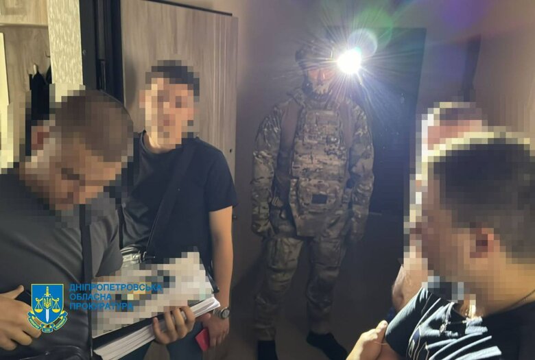 шахраї крали гроші загиблих військових