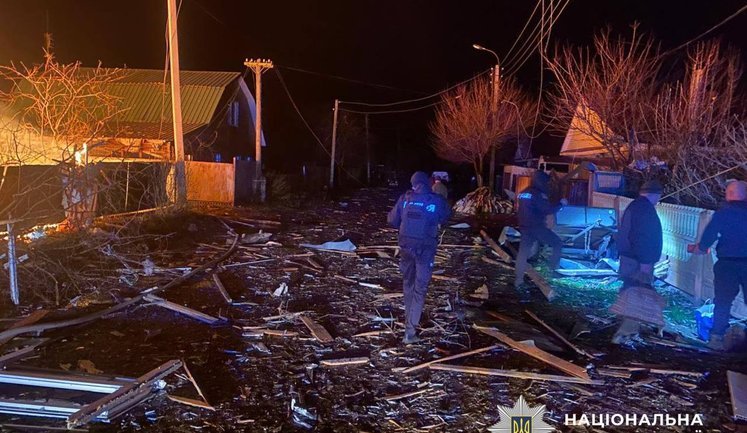 Ворог атакував дронами Городню на Чернігівщині: загинули дві жінки. ФОТОрепортаж