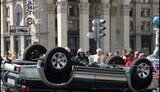 Автокатастрофа на Майдане: в центре Киева перевернулся джип (ФОТО)