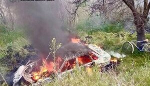 Машина, в которую попал российский дрон