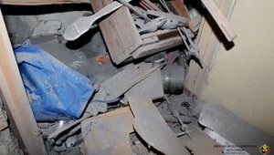Окупанти знову обстріляли Торецьк: пошкоджено квартиру, постраждалих немає, - адміністрація міста. ФОТОрепортаж