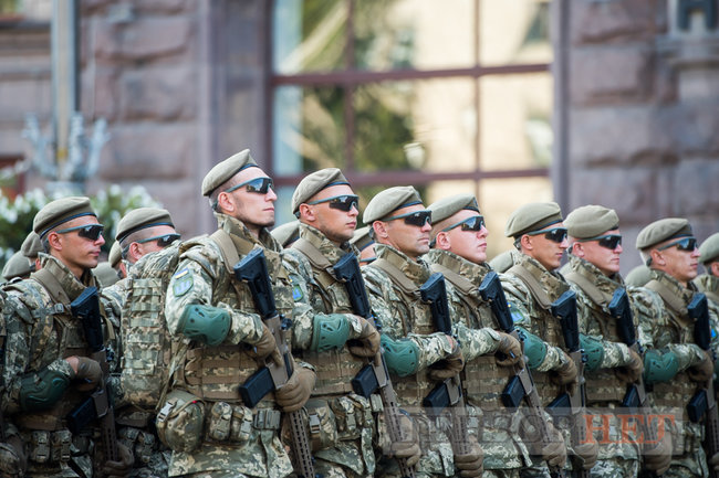 Репетиція військового параду 20 серпня 06