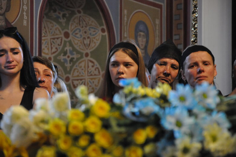 З телеведучим та військовим Карімом Гуламовим, який загинув у бою з російськими окупантами, попрощались у Києві 53