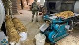 СБУ припинила масштабне підпільне виробництво сигарет для контрабанди в ЄС: вилучено 15 млн пачок і 1,5 тонни тютюну. ВІДЕО+ФОТОрепортаж