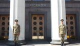 Біля Верховної Ради розпочато підготовку до завтрашньої інавгурації Зеленського. ВІДЕО+ФОТОрепортаж