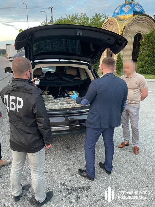 Санкціям проти контрабандистів та ворів у законі два місяці. Що змінилося? 02 Санкціям проти контрабандистів та ворів у законі два місяці. Що змінилося? 02