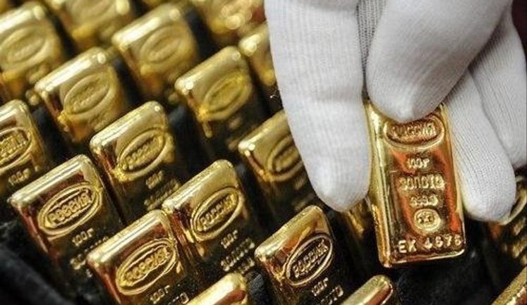 Українцям пояснили, чи потрібно декларувати доходи від продажу банківських металів