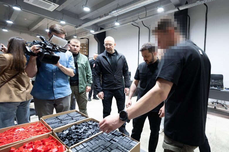 Zelensky met with manufacturers of interceptor drones