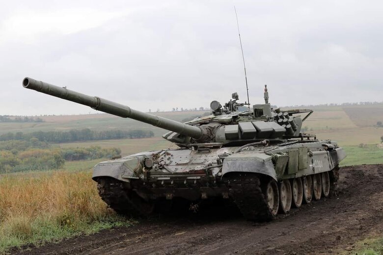Українські воїни затрофеїли техніку окупантів на Харківщині 11