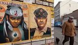 В Москве развесили провокационные плакаты с другом Путина Михалковым, народным артистом Украины Киркоровым и полковником Каддафи. ФОТОрепортаж