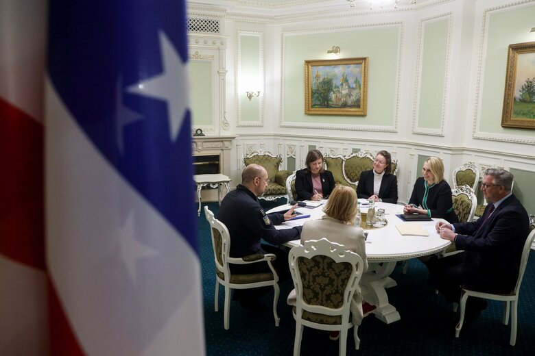 Shmyhal discussed with US Ambassador Brink priority projects for restoration of Ukraine 01