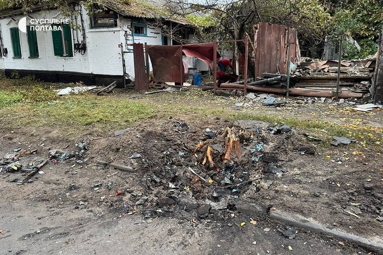 У Полтаві дрон упав біля школи, де перебували діти: є травмовані