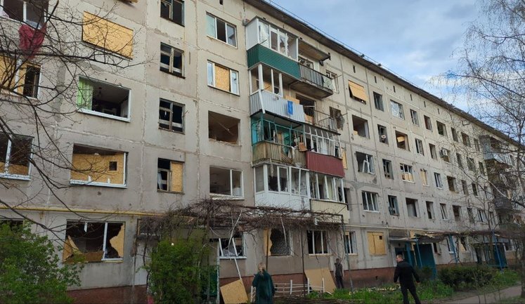 Доба на Донеччині: Одна людина загинула, четверо поранені. ФОТОрепортаж