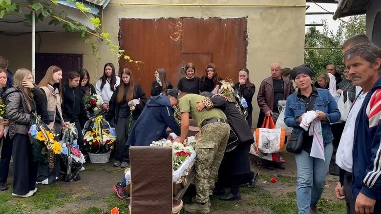 In Kopystyrin, they bid farewell to the schoolchildren