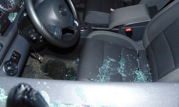 Грабіжники відібрали у чоловіка в Києві понад мільйон гривень 02
