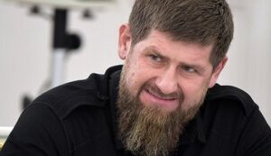 кадиров просить про звільнення з посади