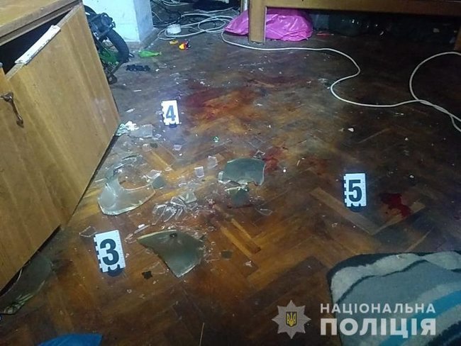 Мужчина в Киеве избил своего крестника и выкинул его в окно: ребенок госпитализирован в тяжелом состоянии 02