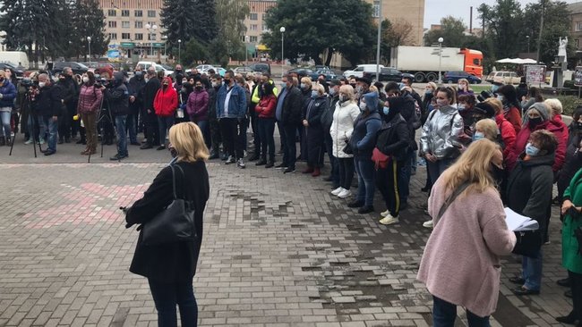 У Смілі люди протестують через обмеження червоної зони 01