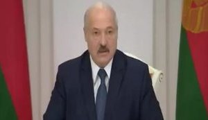 За допомогою коронавірусу 