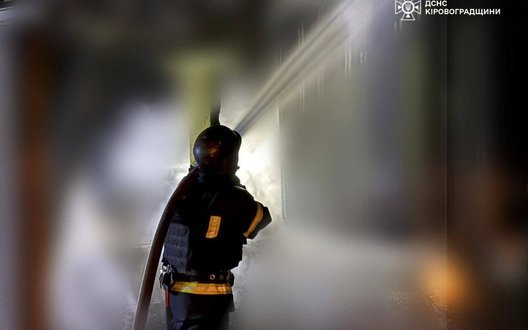 Атака дронів на Кіровоградщину: виникла пожежа на об’єкті